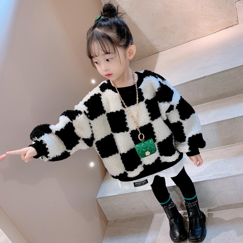Áo sweater tròng đầu vải nhung thêu hình thỏ hoạt hình đáng yêu cho bé gái
