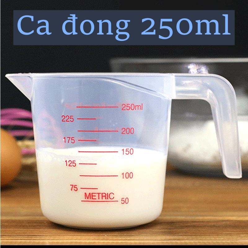 Cốc đong chia vạch, ca đong nhựa chia vạch tiện dụng loại 250ml, 500ml