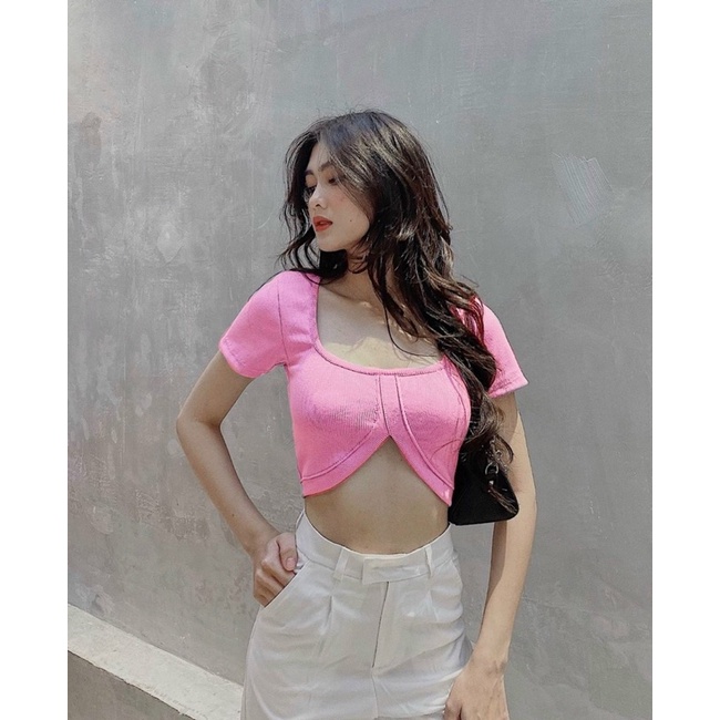 Áo thun croptop xẻ eo tôn vòng 2 cực kỳ
