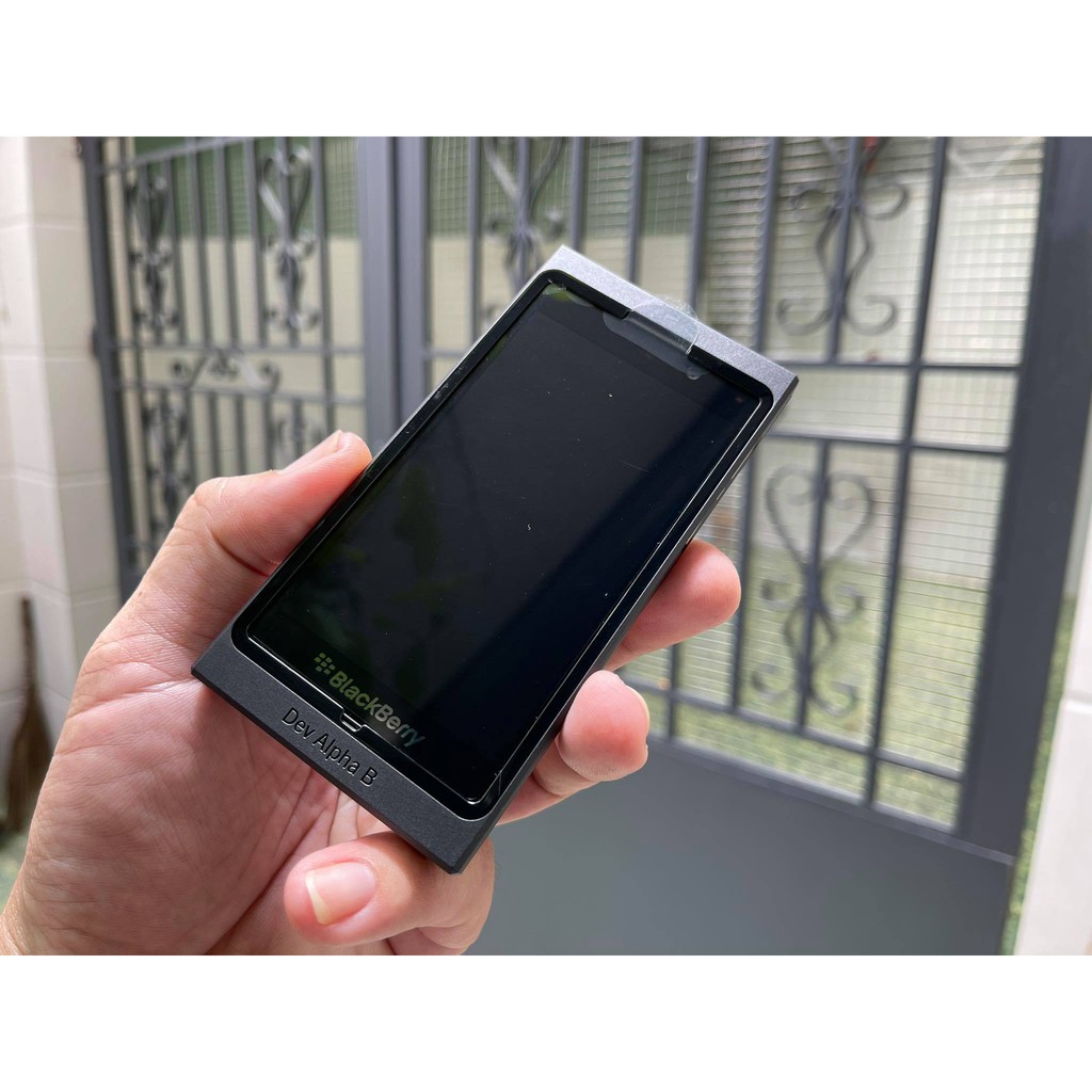 Điện thoại Blackberry Dev Alpha B chính hãng