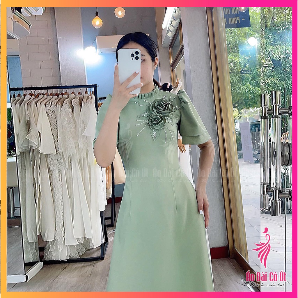 Áo Dài Truyền Thống Tay Cánh Tiên Cổ Xếp Ly Lụa Tây Thi Đính Hoa Hàng May Sẵn