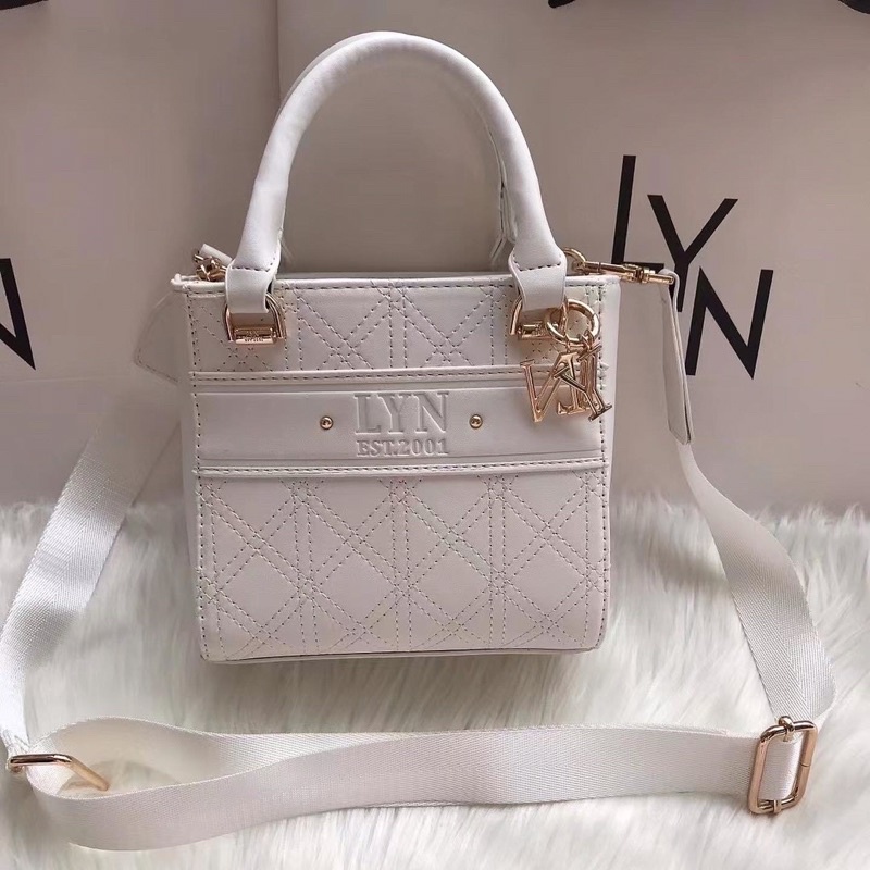 Túi L.Y.N lady quai cầm sz16cm