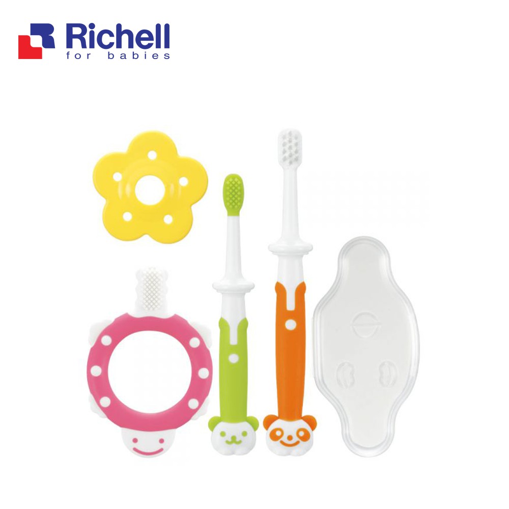 Bàn chải cho bé Richell Nhật