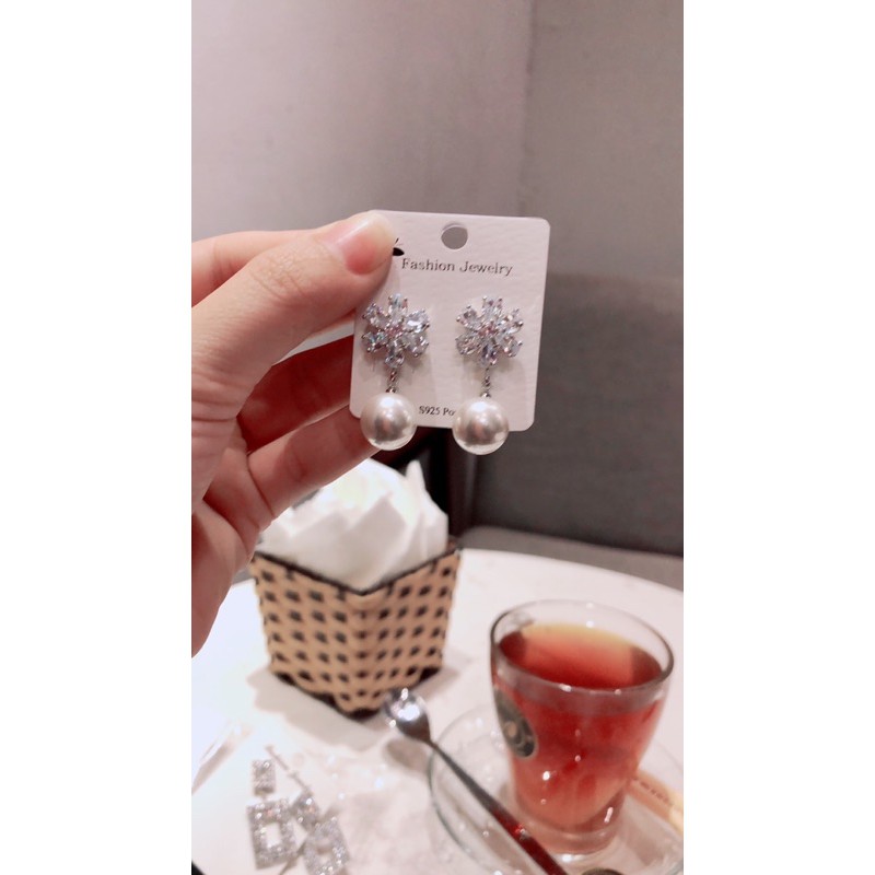 Hoa tai mẫu hạt tròn sang chảnh hàng cao cấp