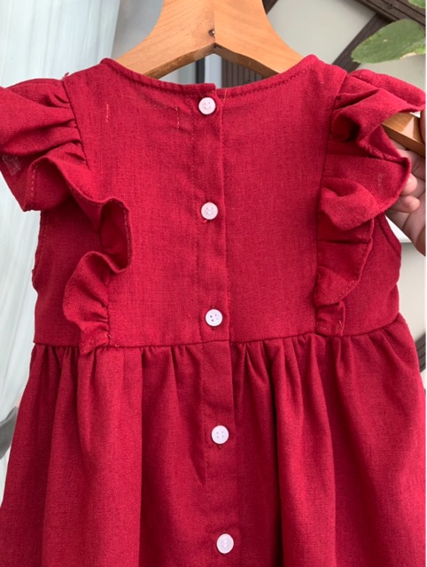 Đầm linen viền bèo bé gái