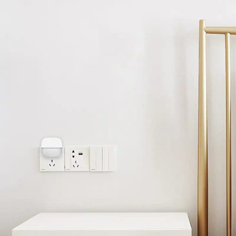 (CÓ SẴN) Đèn ngủ cảm ứng Xiaomi Yeelight Night Light - Cảm biến ánh sáng - Trời tối là tự sáng và tự tắt khi trời sáng