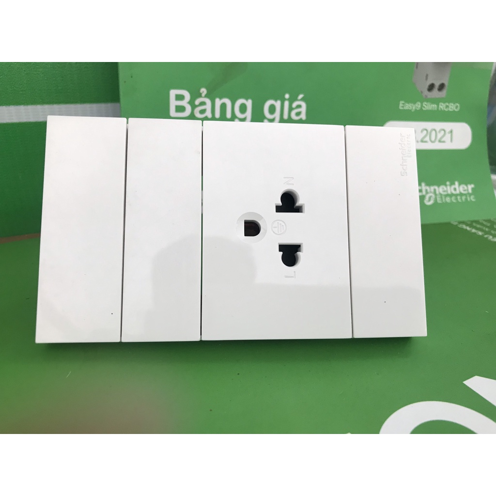 Ổ cắm điện đa năng ba chấu hai chấu SCHNEIDER Avataon A thiết bị điện Cao Cấp dòng 16A/230v
