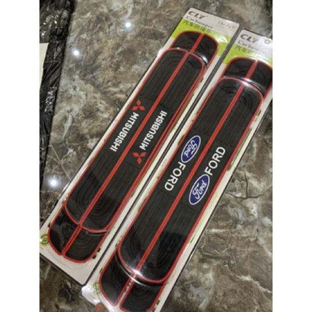 Nẹp bước chân xe ô tô chống trầy xước bậc lên xuống - miếng dán cao su bậc cửa xe hơi bộ 4 miếng chữ SPORT