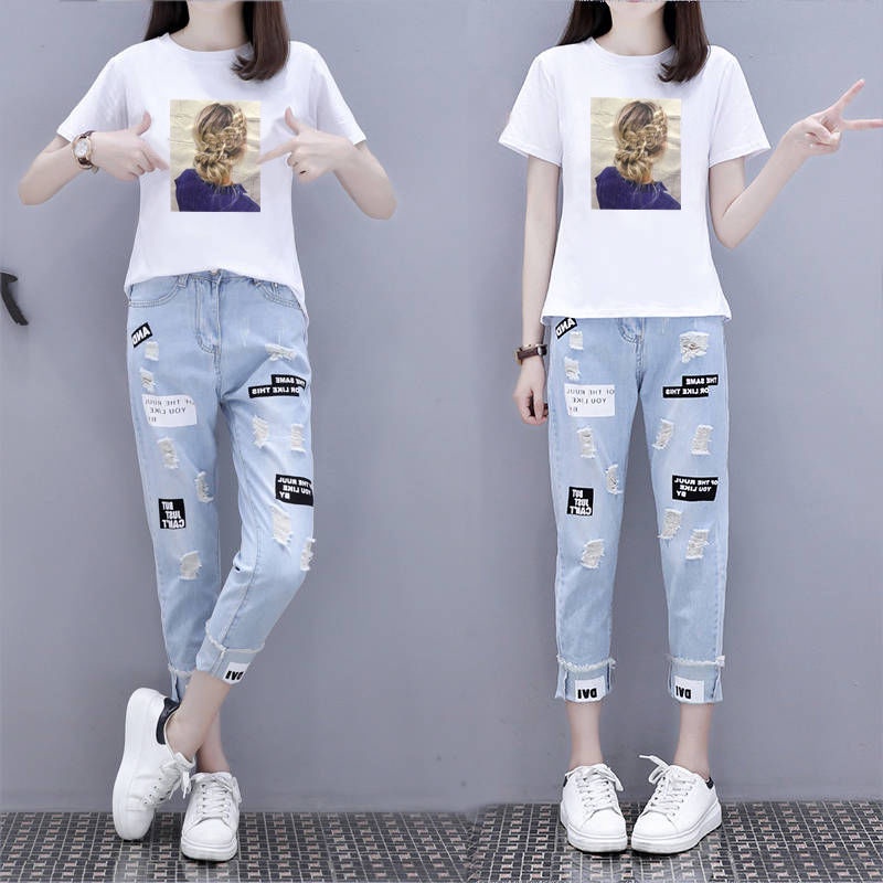 Bộ Áo Thun In Hoạt Hình + Quần Jean Dài Phối Rách Cá Tính Cho Nữ