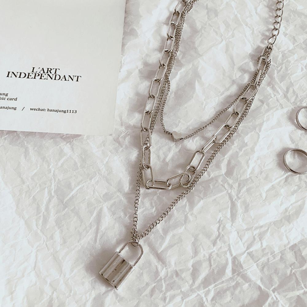 Vòng cổ Choker Nhiều Lớp Mặt Ổ Khóa Trái Tim BERNARDO