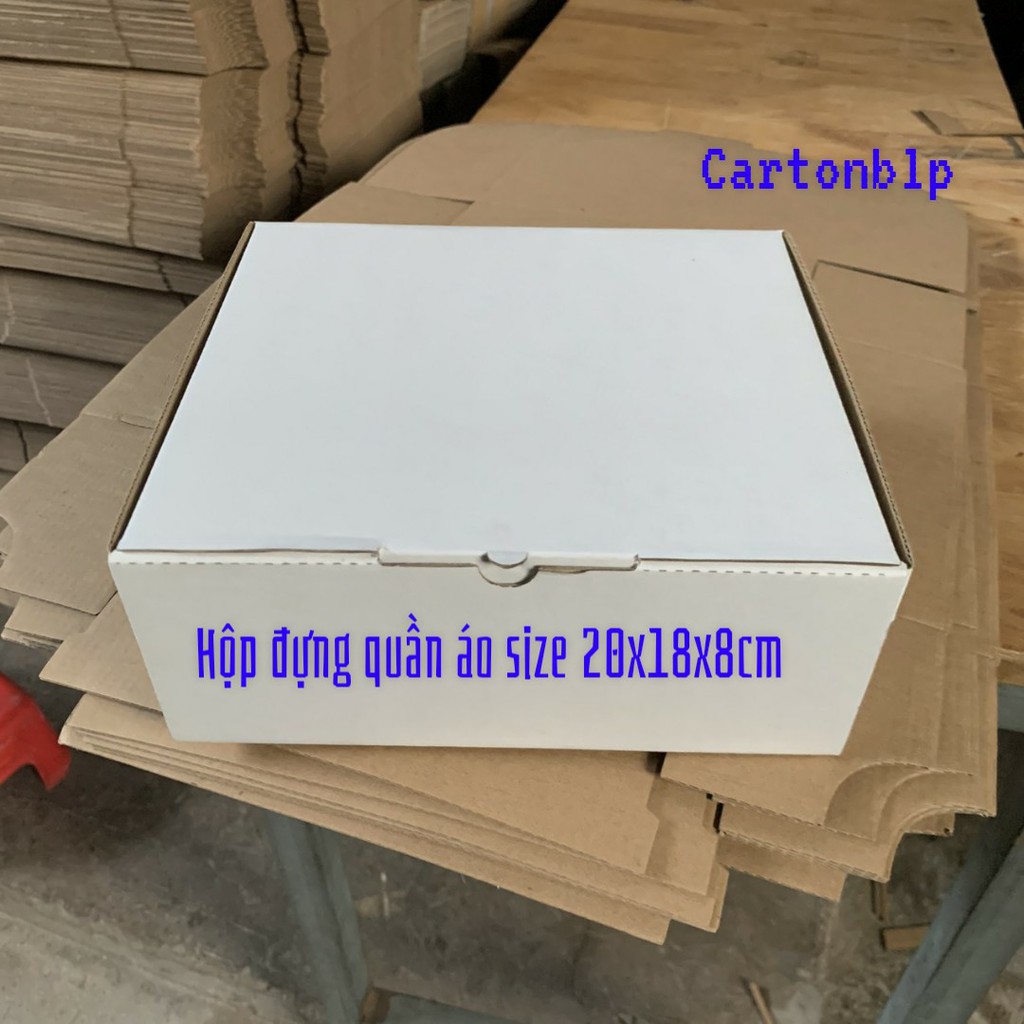 Hộp carton đựng quần áo size,phụ kiện 20x18x8cm