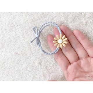 Buộc tóc hoa cúc hoạ mi