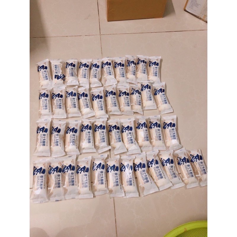 BÁNH SỮA CHUA ÔNG GIÀ ĐÀI LOAN SET 5 cái .
