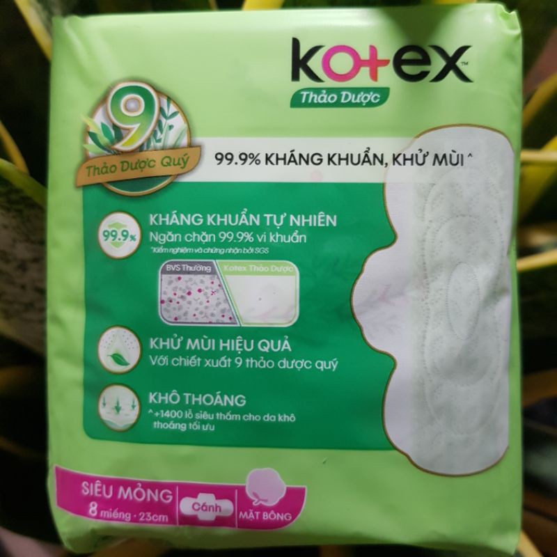 BVS Kotex thảo dược siêu mỏng cánh 8M