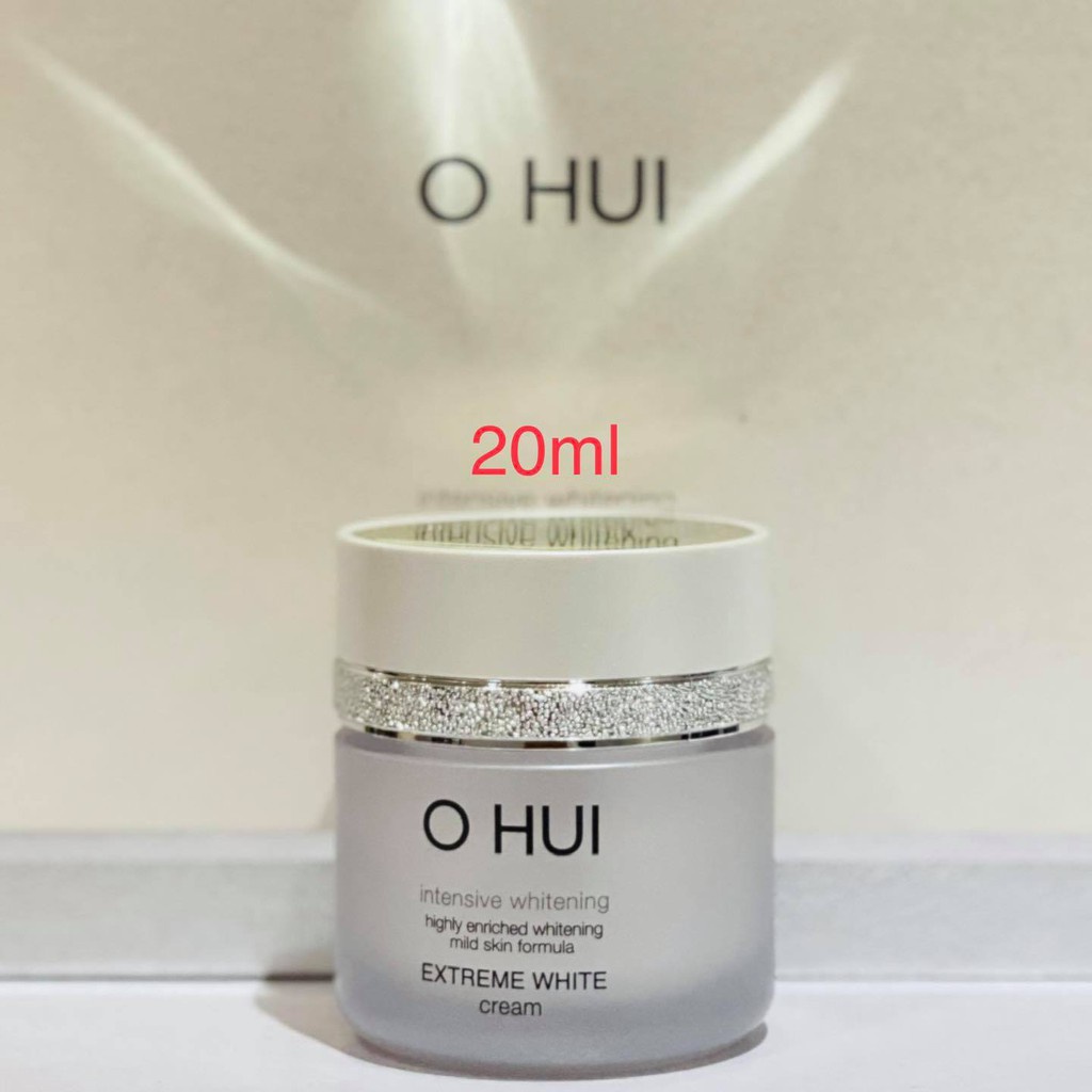 Lọ kem dưỡng Ohui trắng da, mờ thâm nám Ohui Extreme White Cream 50ml