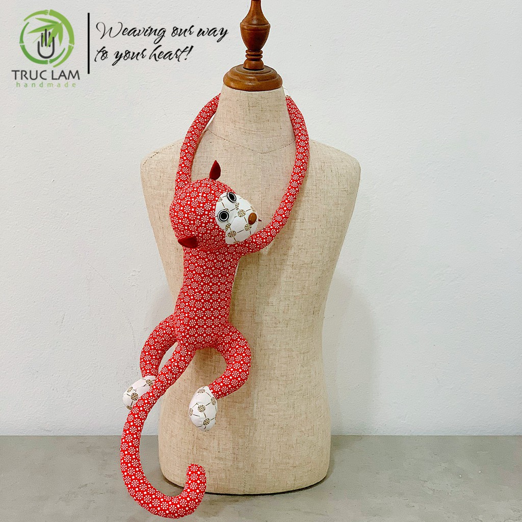 Đồ Chơi Cho Bé Thú Nhồi Bông Hình Con Khỉ Tay Dài Đeo Cổ Có Khuy Bấm Vải Hoa Bông Gòn Cao Cấp – Trúc Lâm Handmade