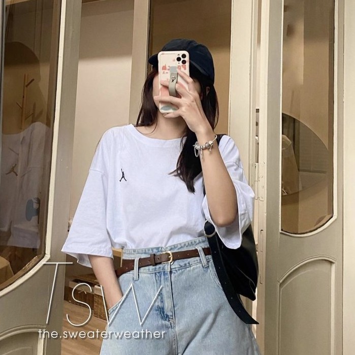 Áo Phông Trơn Dáng Rộng In Hình Cầu Thủ Bóng Rổ - Thun tay lỡ oversize họa tiết ngực trái style Ulzzang | WebRaoVat - webraovat.net.vn