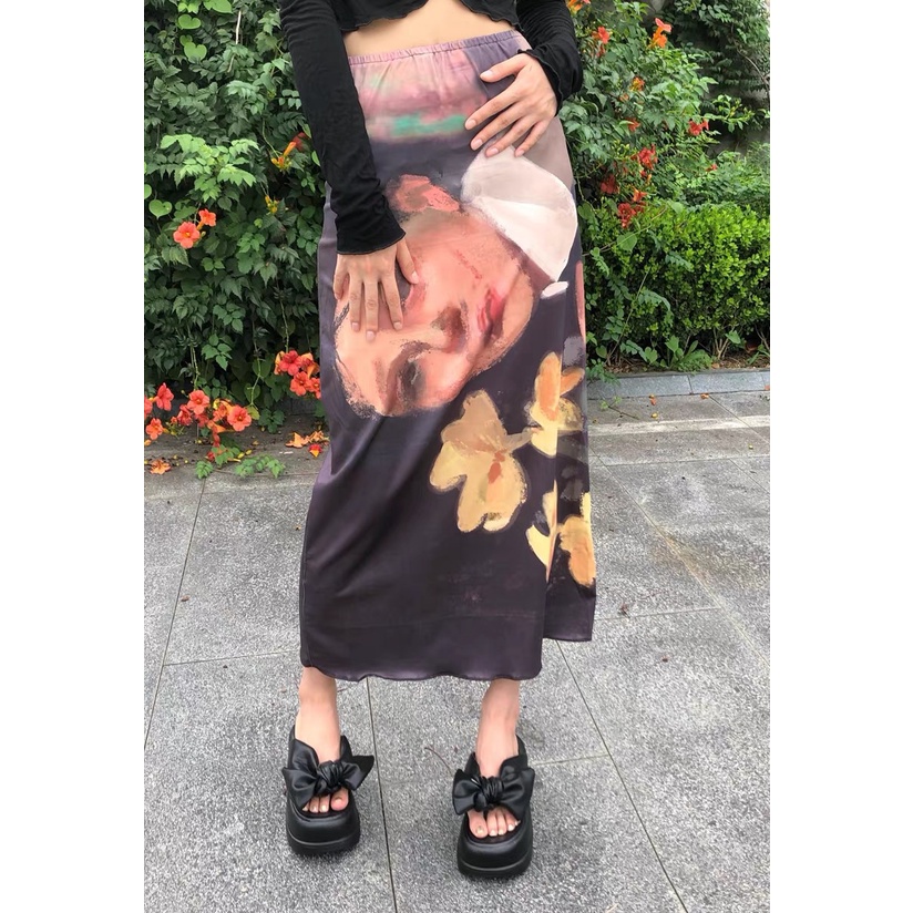 Set Áo Thun Ngắn Tay Cổ Tròn In Hình Chân Dung + Chân Váy Dài Lưng Cao Thời Trang Nữ