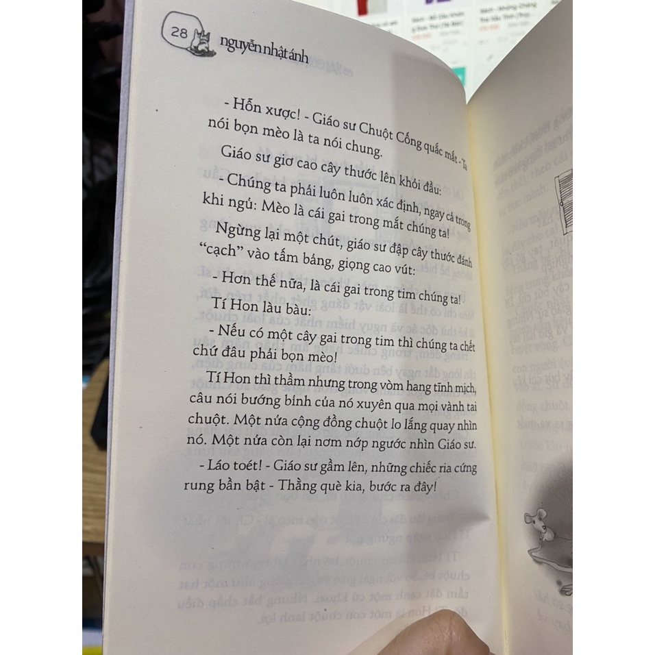 Sách - Có Hai Con Mèo Ngồi Bên Cửa Sổ ( NXB Trẻ )