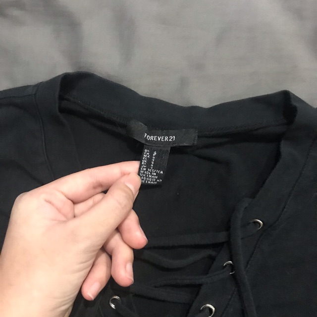 Áo dây chéo F21 size S