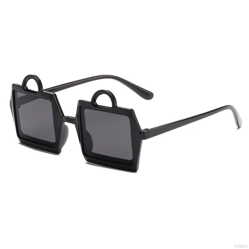Kính mát gọng vuông phong cách thời trang cho bé