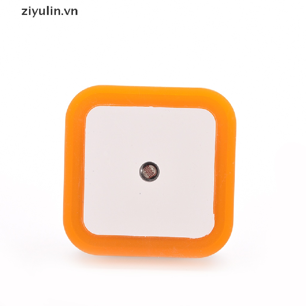 Đèn LED Cảm Biến Tự Động Điều Khiển Ánh Sáng Ban Đêm Đầu Cắm US