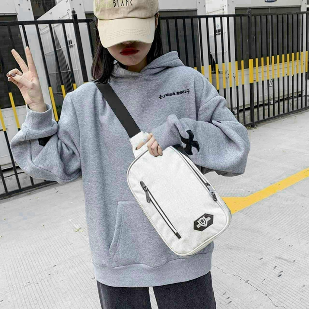 Túi đeo chéo unisex dành cho cả nam và nữ, chất vải dày dặn, túi nhiều ngăn phù hợp đi chơi hay đi đi dạo phố