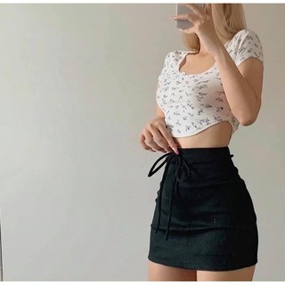 Áo croptop hoa nhí