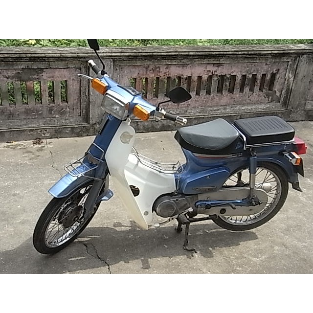 Trọn bộ nhựa phần đầu xe honda cup 82