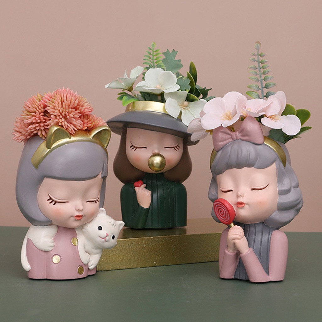 Chậu Cây Nhỏ Hình Cô Gái Dễ Thương