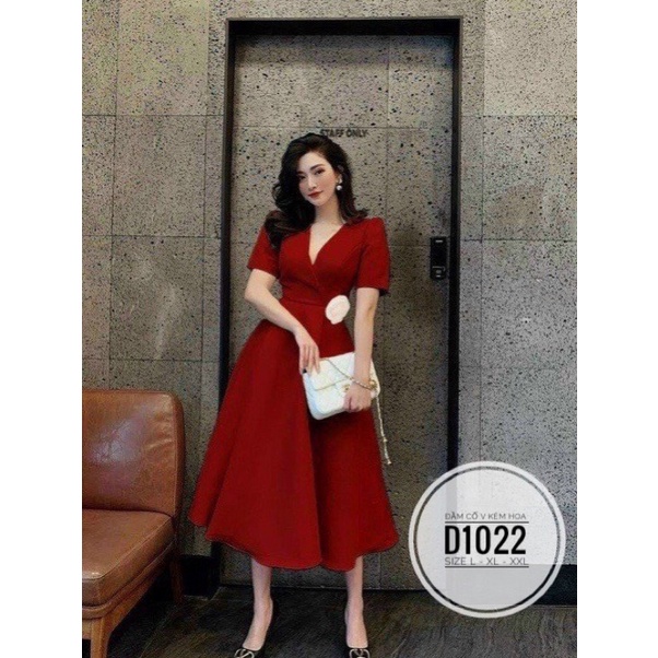 Bigsize Đầm cổ V kèm hoa D1022
