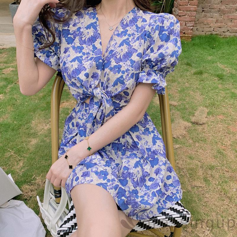 Đầm Nữ Tay Phồng Cổ Chữ V Họa Tiết Hoa Phong Cách Vintage | BigBuy360 - bigbuy360.vn