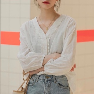 Áo ren cổ V