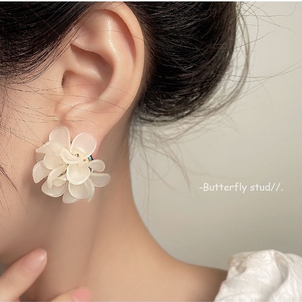 Khuyên Kẹp Vành Tai Không Cần Lỗ Hình Hoa Nhỏ Đính Ngọc Trai Giả Cho Nữ