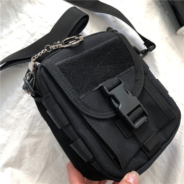 Túi đeo chéo mini bag 1 khóa bấm cá tính kiểu dáng Unisex | BigBuy360 - bigbuy360.vn