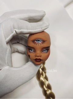 Búp bê Monter high full set như hình ( Monter high doll)