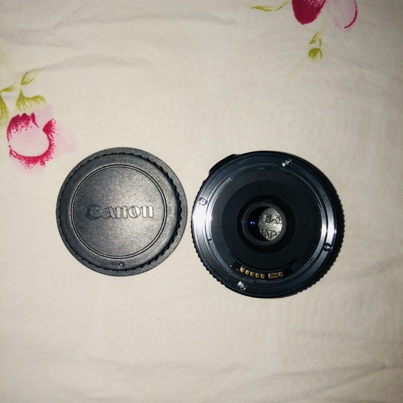 Ống kính Canon 40mm f2.8 STM