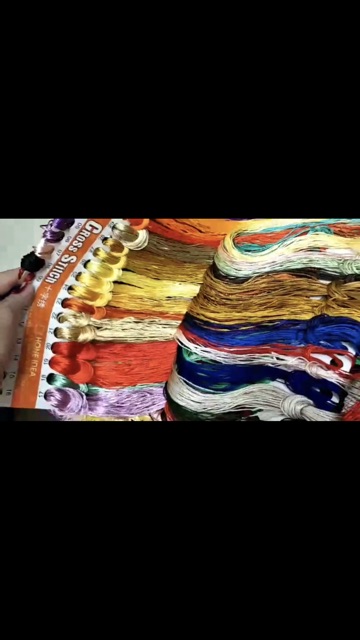 Tranh thêu chỉ lụa tiền vào như nước chưa thêu khổ 197x127 cm