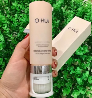 SỮA RỬA MẶT SIÊU THÍCH OHUI CÓ ĐẦU CỌ