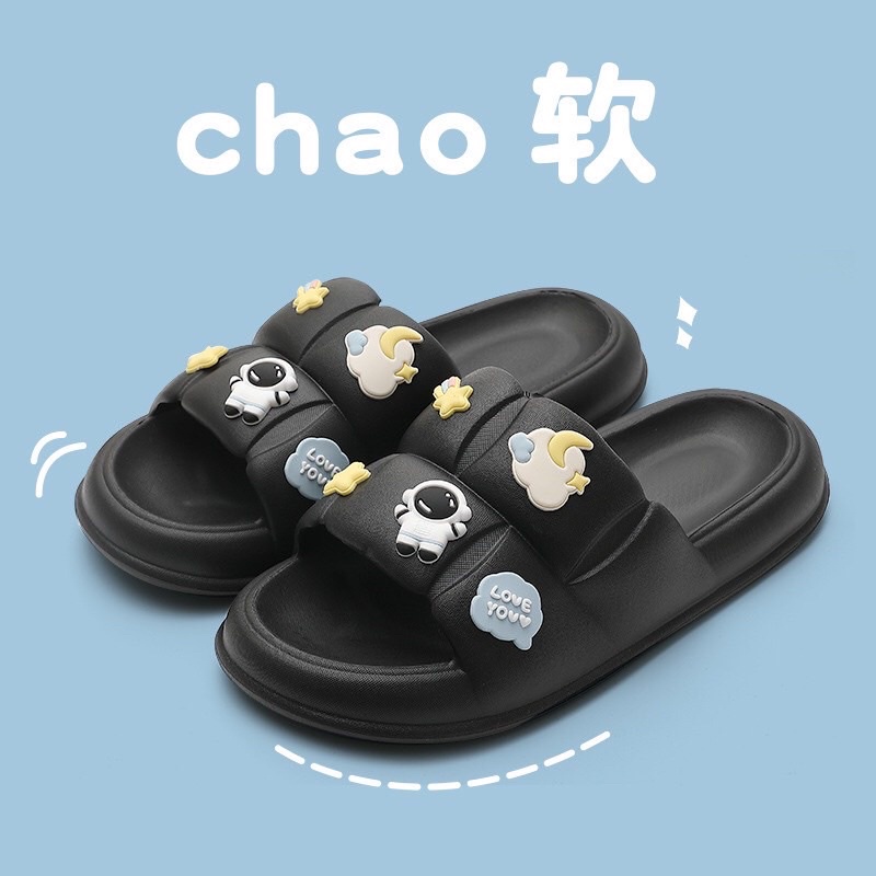 Dép Phi Hành Gia ngộ nghĩnh