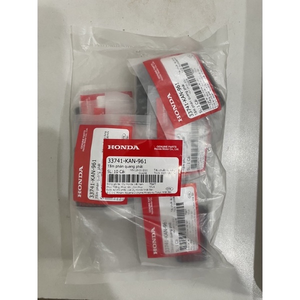 Tấm phản quang phải abl 2020 air blade 2020 abl 110 đời đầu. vision 110 đời đầu future winner X...