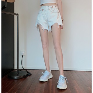 Quần short jean cài nút lệch cá tính (có hình thật)