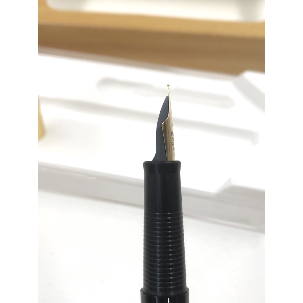 Bút mực, bút máy Pilot Tank 17G