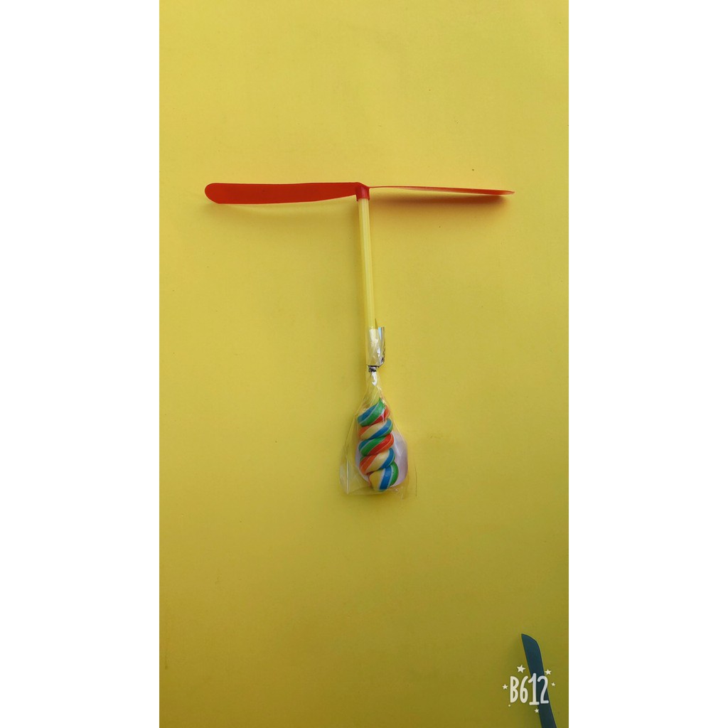 Chiếc Kẹo Chong Chóng Loly Khổng Lồ cầu vồng handmade thủ công