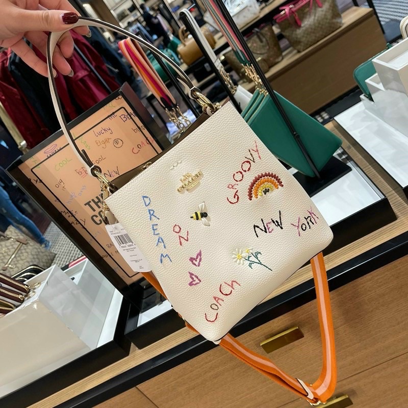 Túi bucket thêu 3D