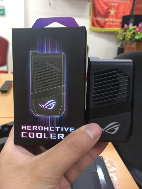 Quạt Tản Nhiệt Aero Active Cooler 3 Asus Rog Phone 3 (Chính Hãng)