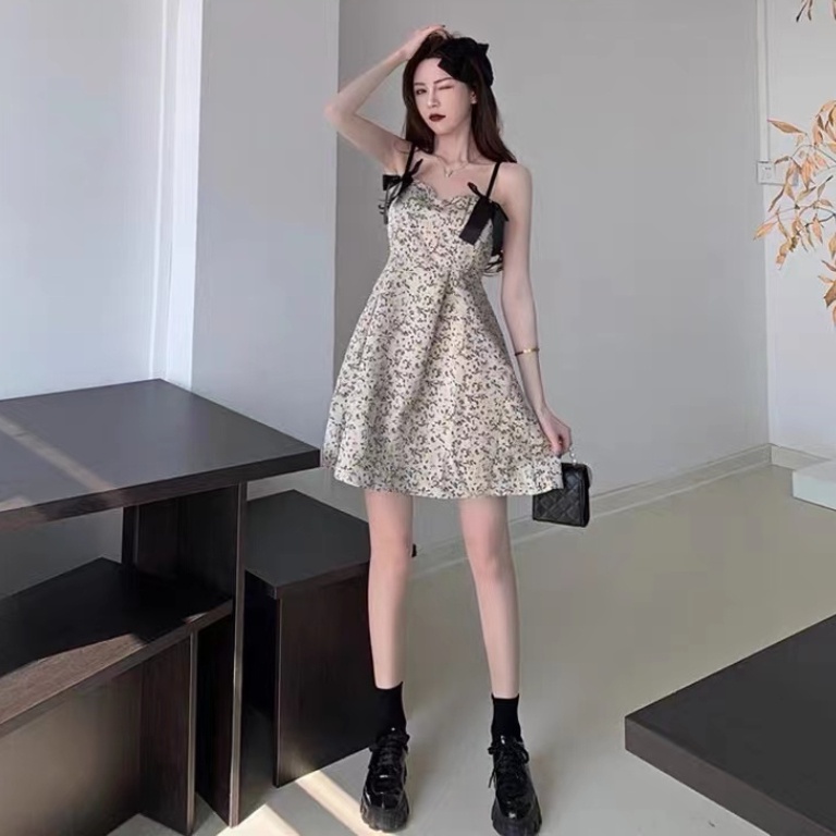 Đầm Hai Dây Họa Tiết Hoa Quyến Rũ Thời Trang Hàn Quốc Cho Nữ