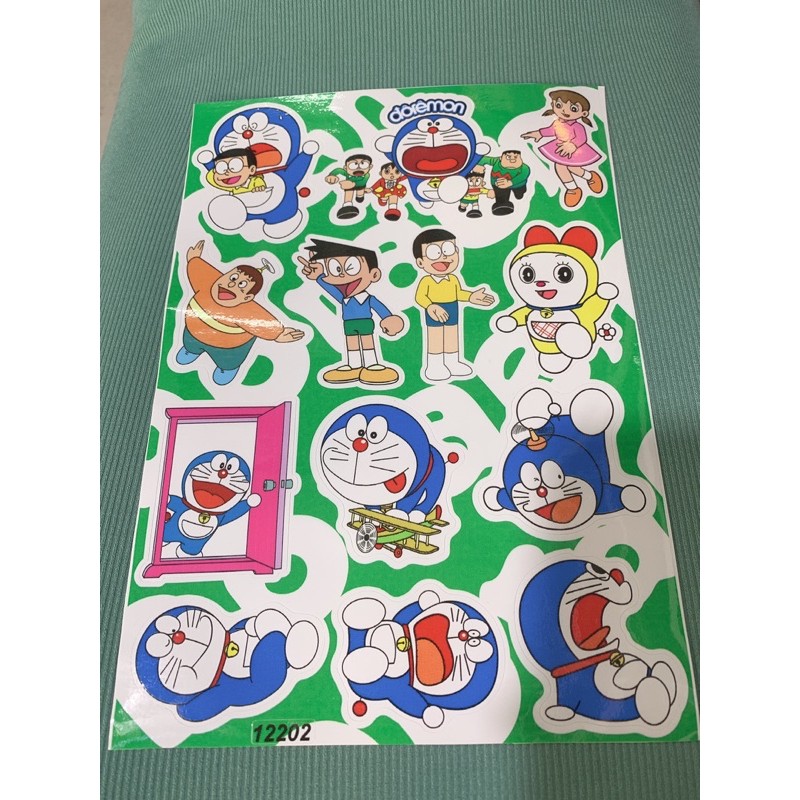 Decal tem dán in bóng hình Doraemon, Nobita cao cấp dán xe máy, ô tô, mũ bảo hiểm chống thấm nước, chống bay màu