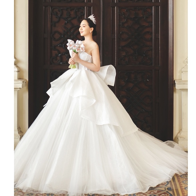 Váy cưới thiết kế Akina Luxury AC01