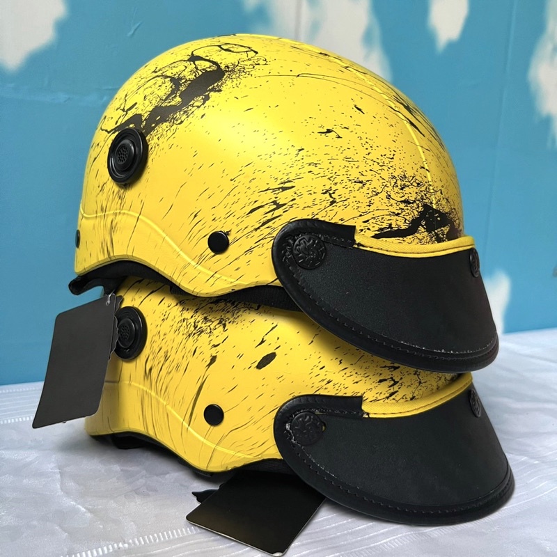 NÓN BẢO HIỂM  NHÚNG CARBON HỌA TIẾT RỂ CÂY